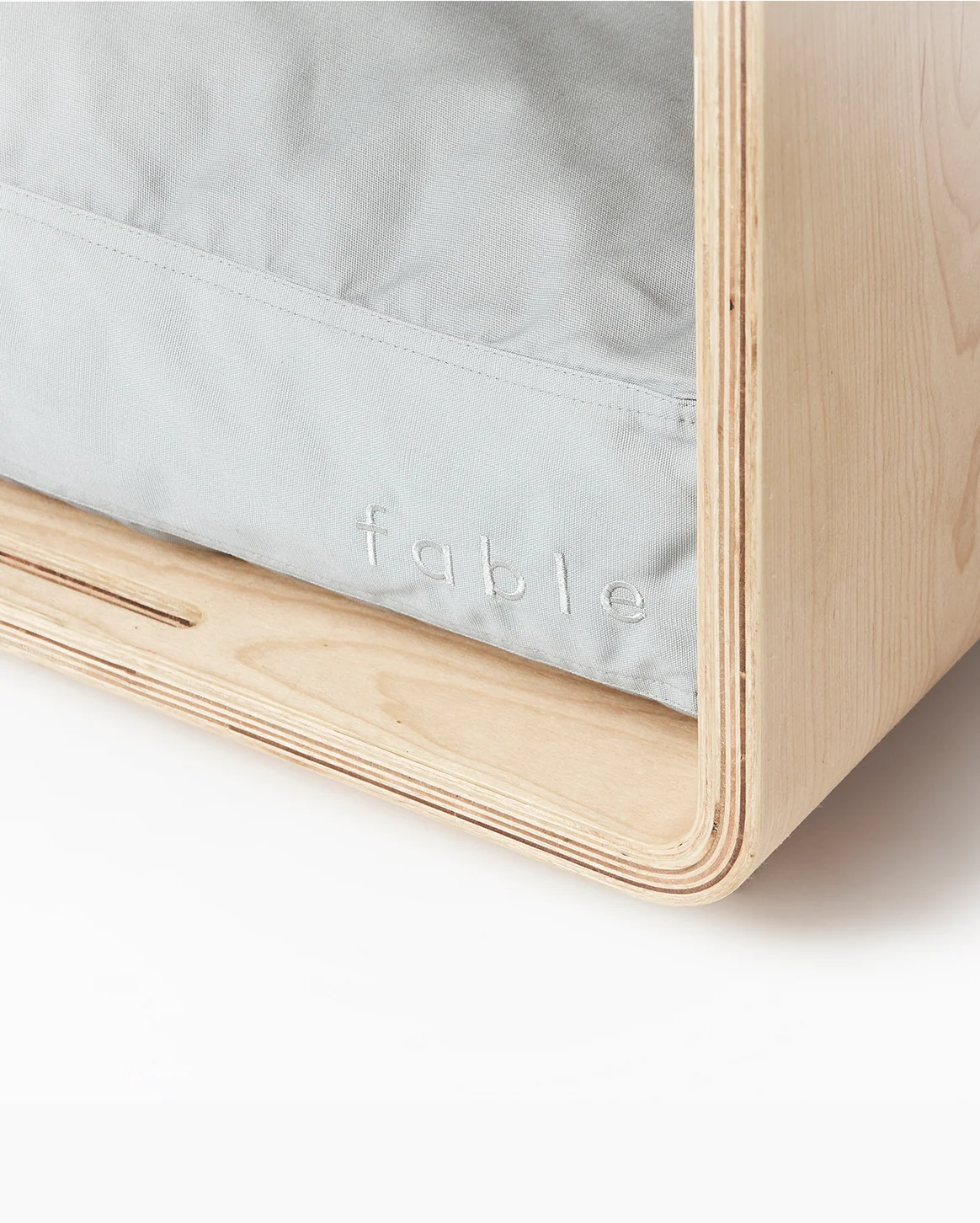 Best Selling Rest Set Crate and Water-Resistant Bed Bundle
