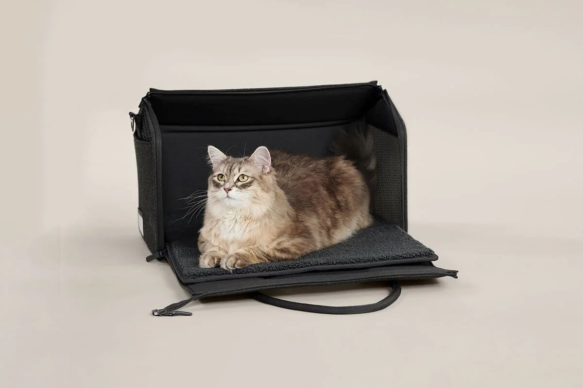 tuft + paw Porto 防潑水帆布貓用外出提袋